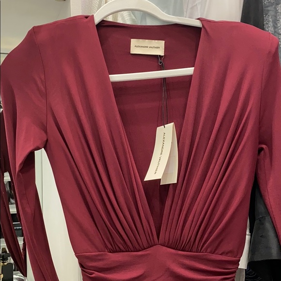 Alexandre Vauthier plunging v neck gown - Picture 8 of 12